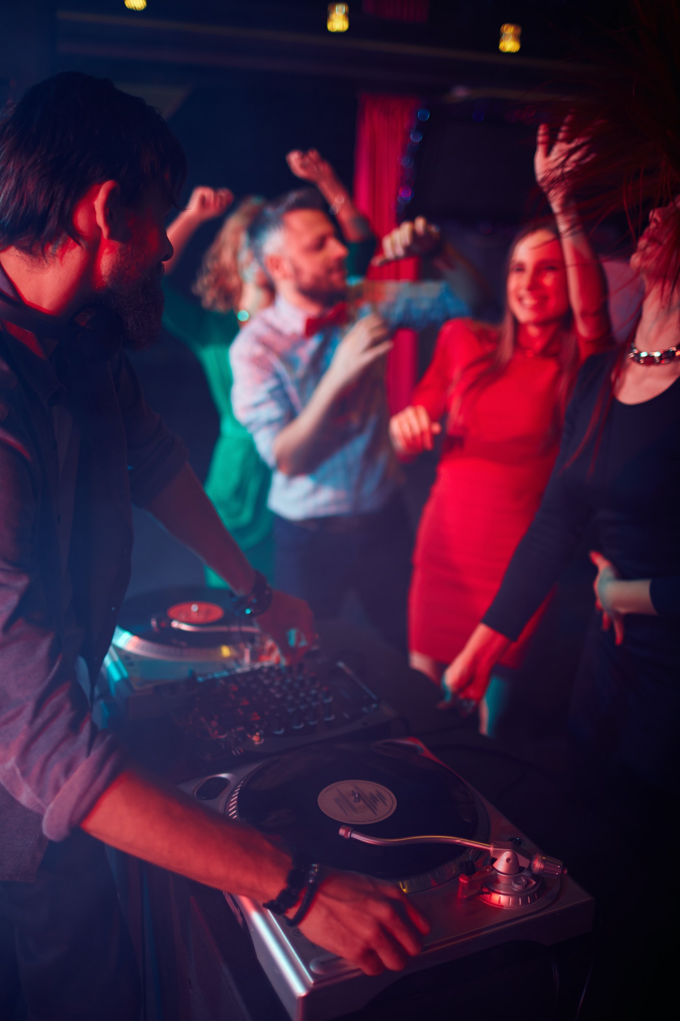 deejay by turntables jpg